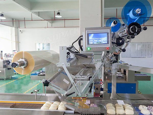 bread wrapping machine