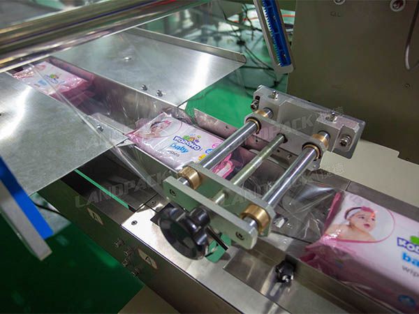 noodle packaging machine