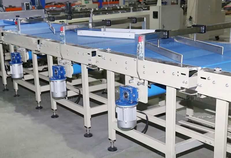 biscuit packaging machine