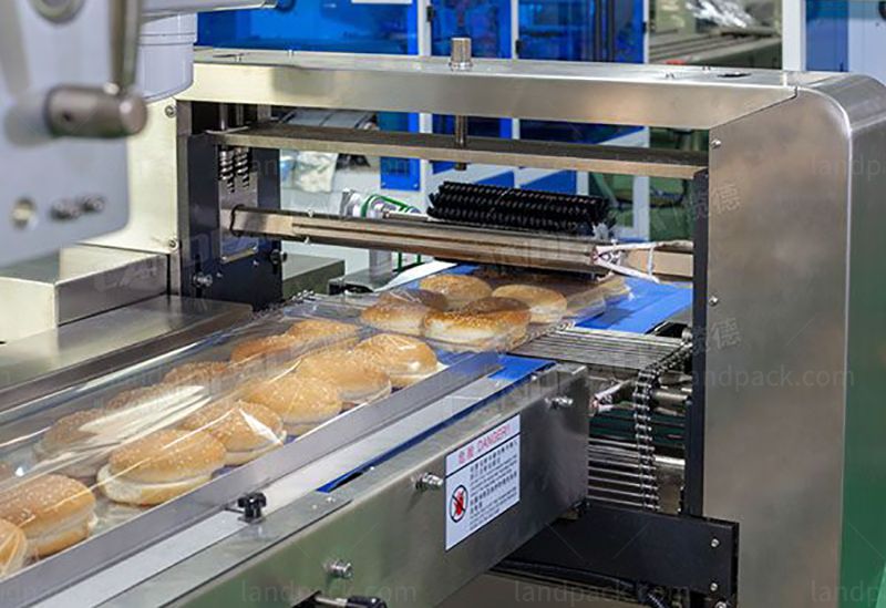 bread packaging machine